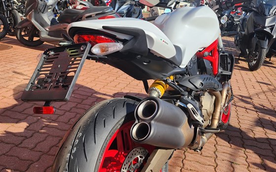 Gebrauchtmotorrad Ducati Monster 821 - Bild 2