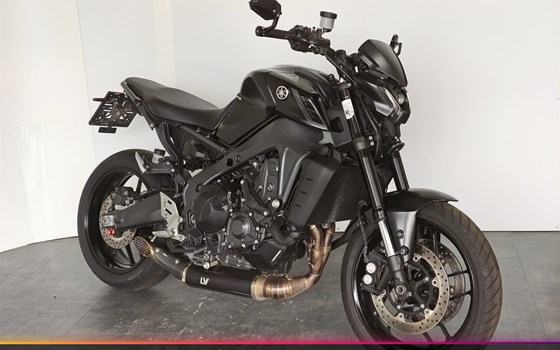 Gebrauchtmotorrad Yamaha MT-09 - Bild 1