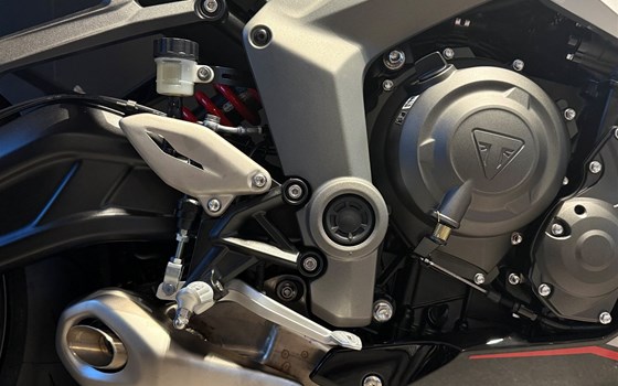 Neufahrzeug Triumph Daytona 660 - Bild 5