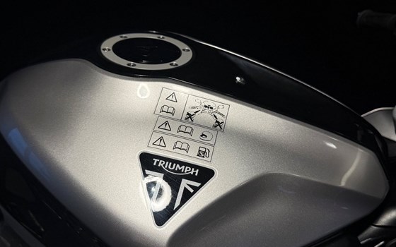 Neufahrzeug Triumph Daytona 660 - Bild 9