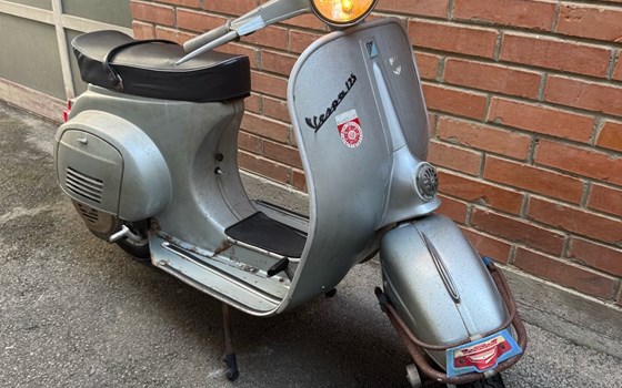 Gebrauchtmotorrad Vespa 125 - Bild 1