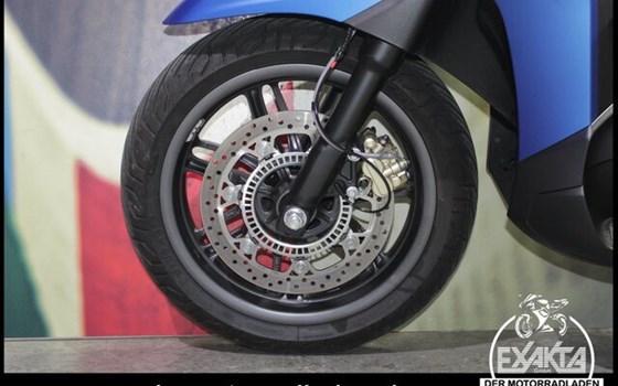 Gebrauchtmotorrad Piaggio Beverly 400 S - Bild 23