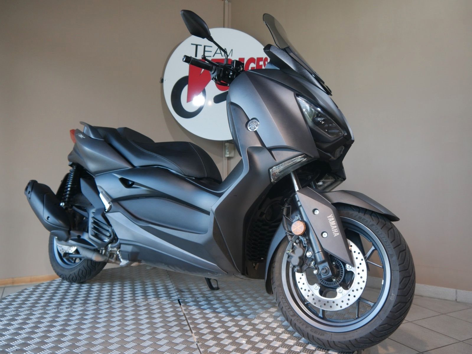 Yamaha XMAX 125