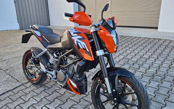 Gebrauchtmotorrad KTM 125 Duke - Bild 1