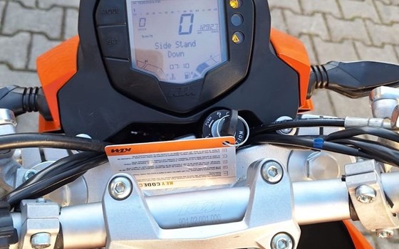 Gebrauchtmotorrad KTM 125 Duke - Bild 9