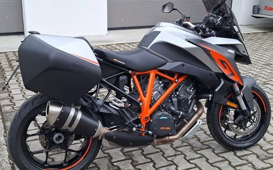 Gebrauchtmotorrad KTM 1290 Super Duke GT - Bild 3
