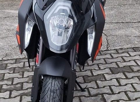 Gebrauchtmotorrad KTM 1290 Super Duke GT - Bild 7