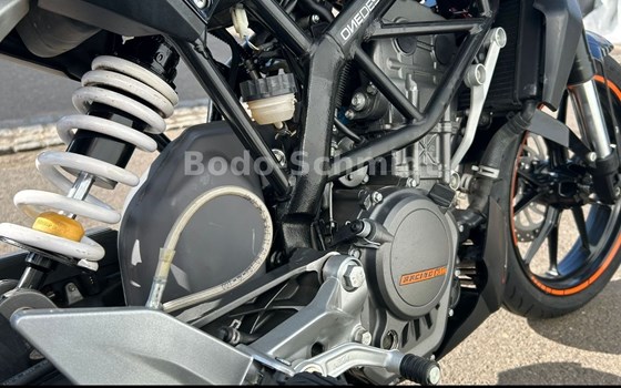 Gebrauchtmotorrad KTM 125 Duke - Bild 8