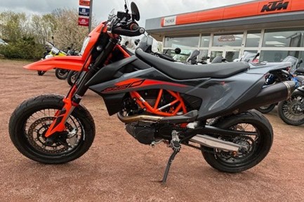 KTM 690 SMC R