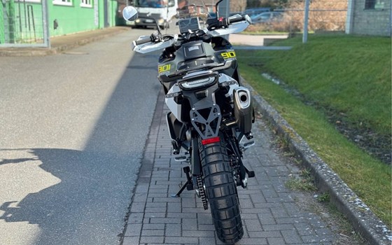 Neufahrzeug Husqvarna Norden 901 Expedition - Bild 8
