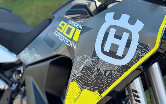 Neufahrzeug Husqvarna Norden 901 Expedition - Bild 9