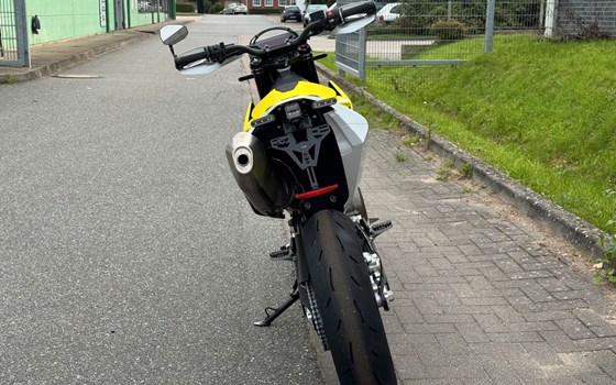 Neufahrzeug Husqvarna 701 Supermoto - Bild 15