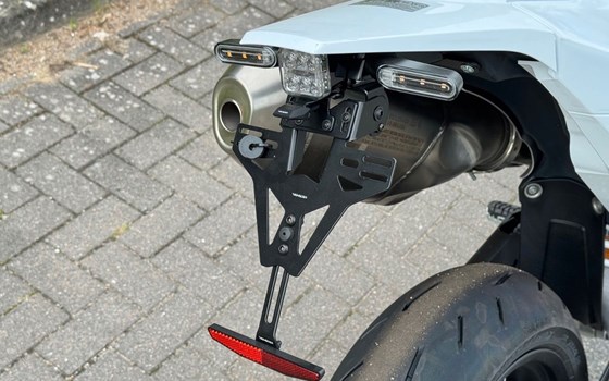 Neufahrzeug Husqvarna 701 Supermoto - Bild 21