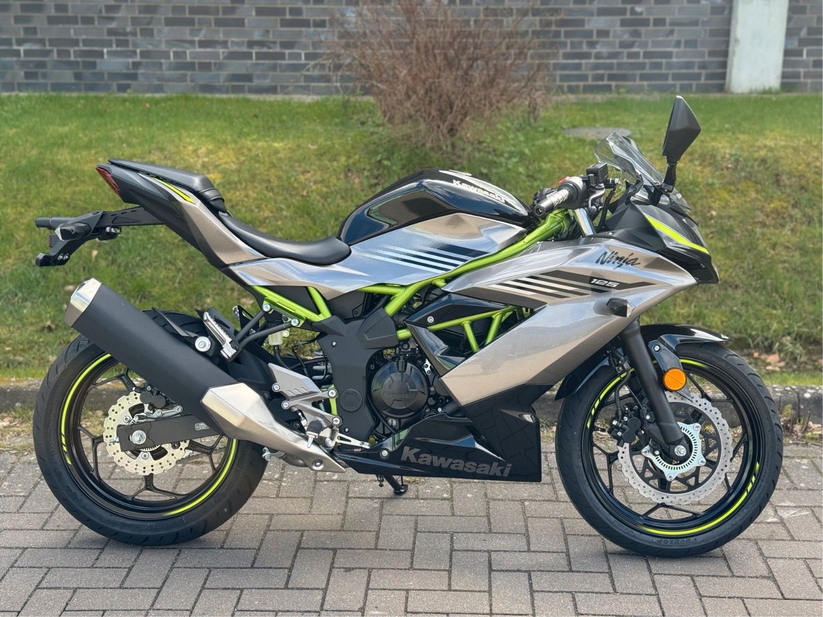 Kawasaki Ninja 125