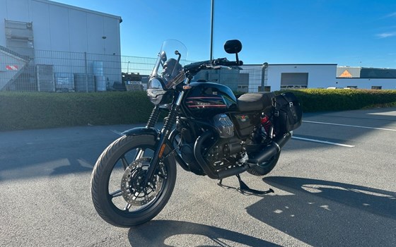 Gebrauchtmotorrad Moto Guzzi V7 Stone Special Edition - Bild 3