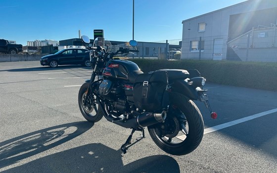 Gebrauchtmotorrad Moto Guzzi V7 Stone Special Edition - Bild 5