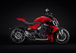 Neumotorrad Ducati Diavel V4