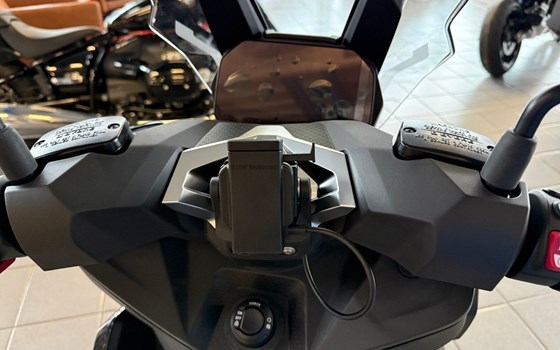 Neufahrzeug BMW C 400 X - Bild 5