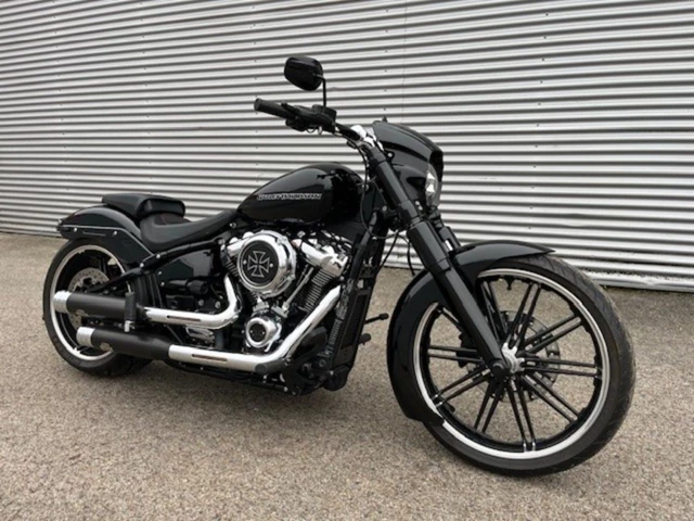 Harley-Davidson Softail Breakout FXBR (schwarz) - Bild 4