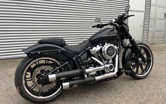 Gebrauchtmotorrad Harley-Davidson Softail Breakout FXBR - Bild 8