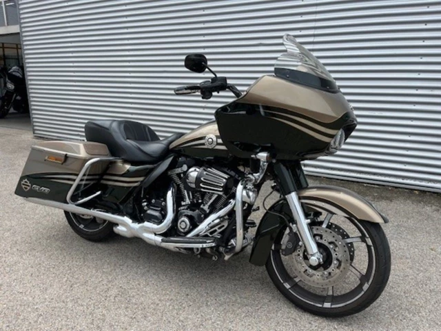 Harley-Davidson CVO Road Glide FLTRXSE (gold) - Bild 3