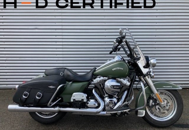 Harley-Davidson Road King Classic FLHRC (schwarz)