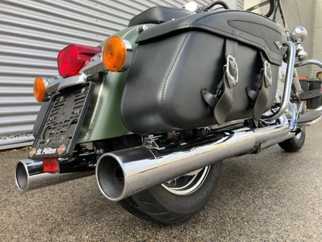 Harley-Davidson Road King Classic FLHRC (schwarz) - Bild 6