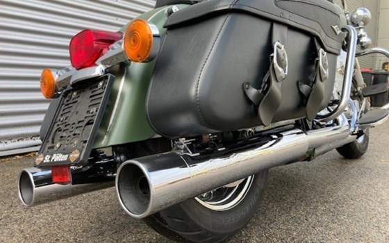 Gebrauchtmotorrad Harley-Davidson Road King Classic FLHRC - Bild 6