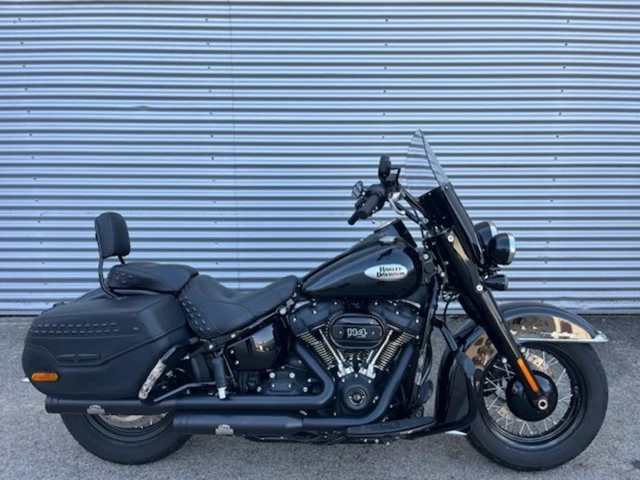 Harley-Davidson Softail Heritage Classic FLHC (schwarz) - Bild 2