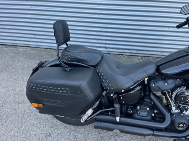 Harley-Davidson Softail Heritage Classic FLHC (schwarz) - Bild 6