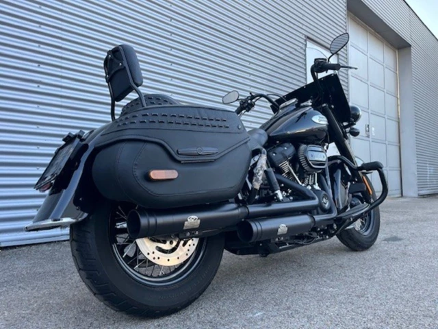 Harley-Davidson Softail Heritage Classic FLHC (schwarz) - Bild 8