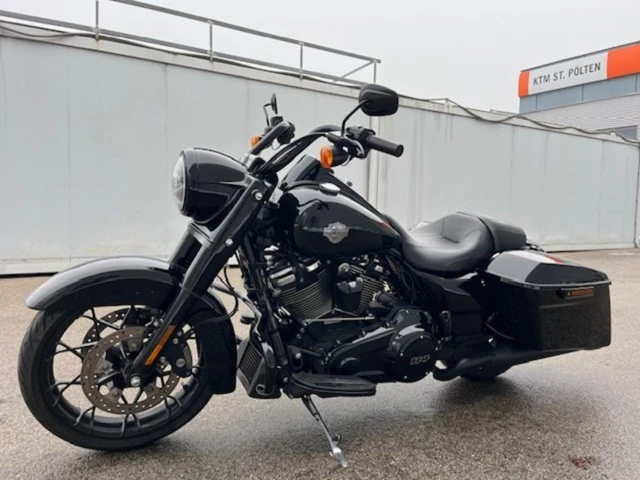 Harley-Davidson Touring Road King Special FLHRXS (schwarz) - Bild 9