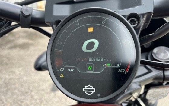 Gebrauchtmotorrad Harley-Davidson Nightster Special - Bild 11