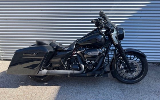 Gebrauchtmotorrad Harley-Davidson Touring Road King Special FLHRXS - Bild 2