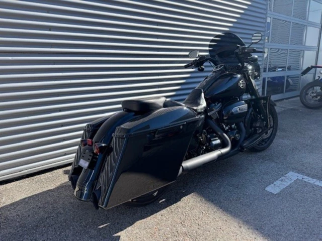 Harley-Davidson Touring Road King Special FLHRXS (schwarz) - Bild 4