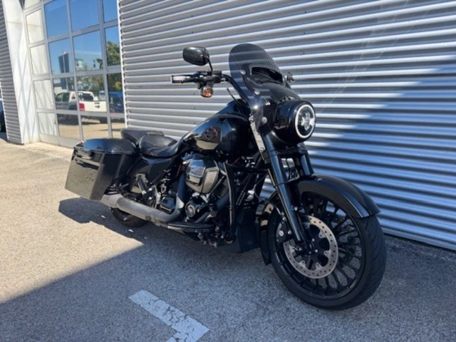 Harley-Davidson Touring Road King Special FLHRXS (schwarz) - Bild 4