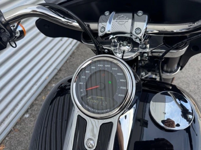 Harley-Davidson Softail Sport Glide FLSB (schwarz) - Bild 7