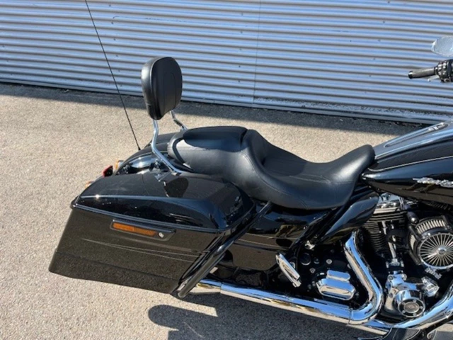 Harley-Davidson Touring Road Glide Special FLTRXS (schwarz) - Bild 6