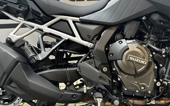 Gebrauchtmotorrad Suzuki V-Strom 800DE - Bild 9