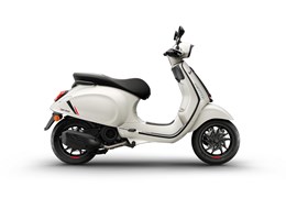 Neumotorrad Vespa Sprint 125 S