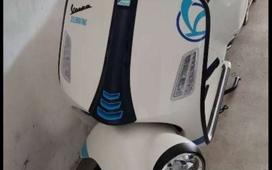 Gebrauchtmotorrad Vespa GTV 300 - Bild 2