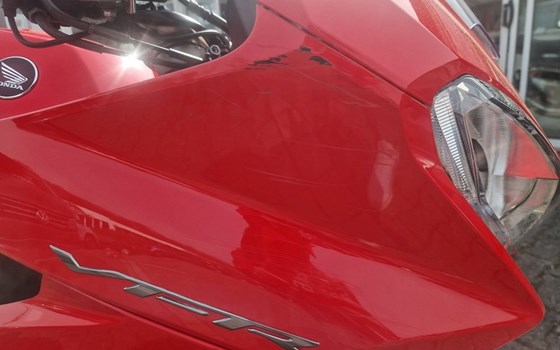 Gebrauchtmotorrad Honda VFR 800 F - Bild 9