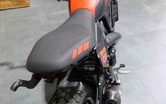 Gebrauchtmotorrad Ducati Scrambler Full Throttle - Bild 9
