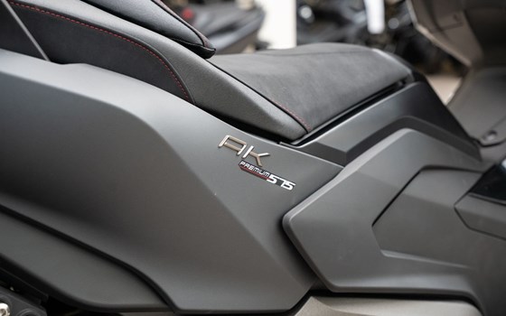 Neufahrzeug Kymco AK 575i ABS Premium - Bild 16
