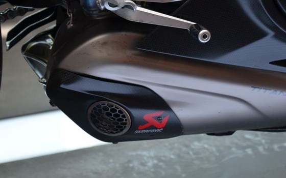 Gebrauchtmotorrad Ducati Panigale V4 Superleggera - Bild 14