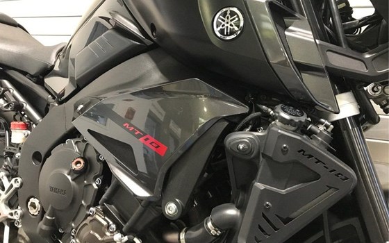 Gebrauchtmotorrad Yamaha MT-10 - Bild 6