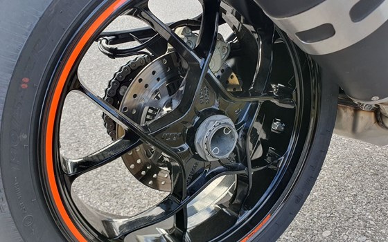 Gebrauchtmotorrad KTM 1290 Super Duke R - Bild 12