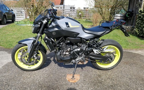 Gebrauchtmotorrad Yamaha MT-07 - Bild 2