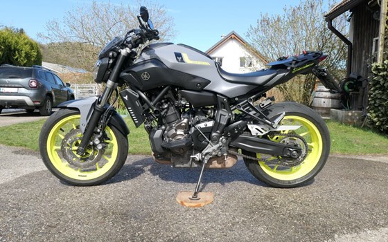 Gebrauchtmotorrad Yamaha MT-07 - Bild 3