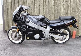 Gebrauchte Yamaha FZR 500 Genesis